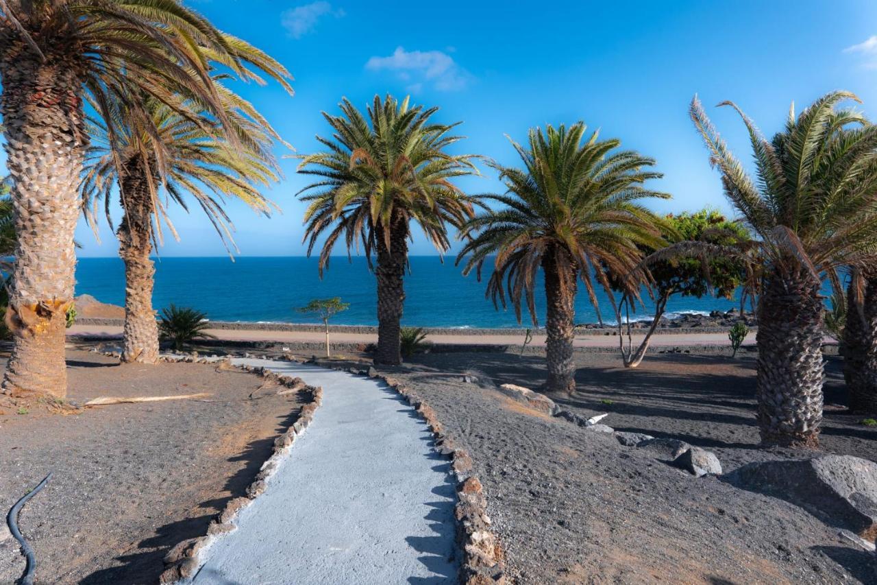 Luxury Casa Playa Roca Bord De Mer Costa Teguise Extérieur photo