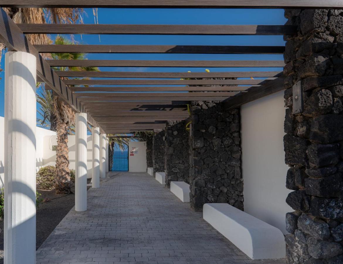 Luxury Casa Playa Roca Bord De Mer Costa Teguise Extérieur photo