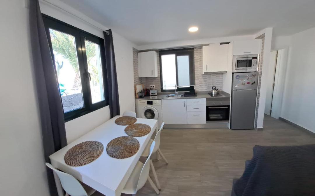 Luxury Casa Playa Roca Bord De Mer Costa Teguise Extérieur photo